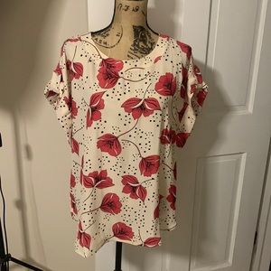 CAbi Fall 2021 Boxy Top